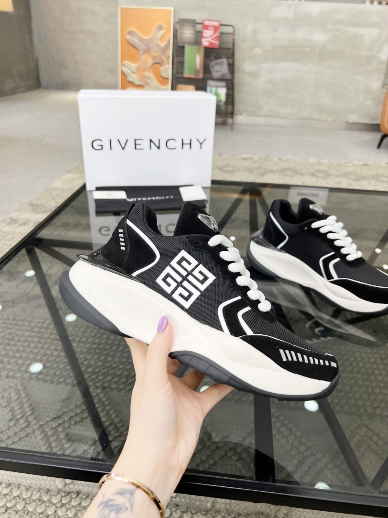 Givenchy Sneakers